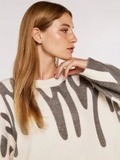 Graffiti Jumper -Out Shino Sales Store 5051839629332 2