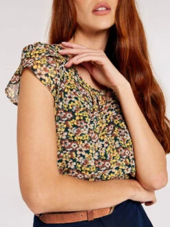 Ditsy Tulip Sleeve Top -Out Shino Sales Store 5051839653795 2