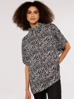 Out Shino Sales Store 25 Zebra Print Polo Neck Top