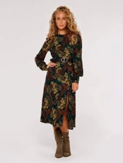 Daisy Spray Midi Dress