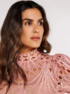 Shell Lace Scallop Top -Out Shino Sales Store 5051839760257 2